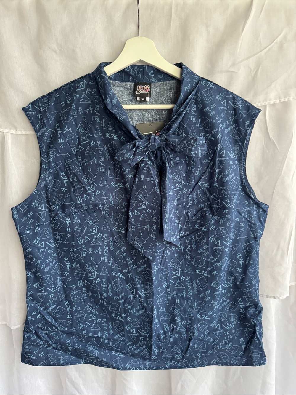Retrolicious STEM Bow Top